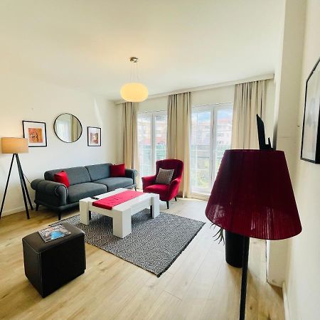 4 Llullat - City Center Apartment Pristina Exteriör bild